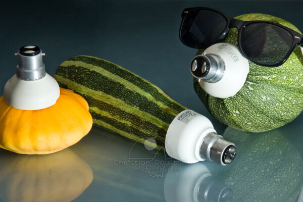Lunette, Soleil, Legume, courge, Potiron, Ampoule, Culot Mettre au jus les légumes. (Photomontage de Christian Roustan)
