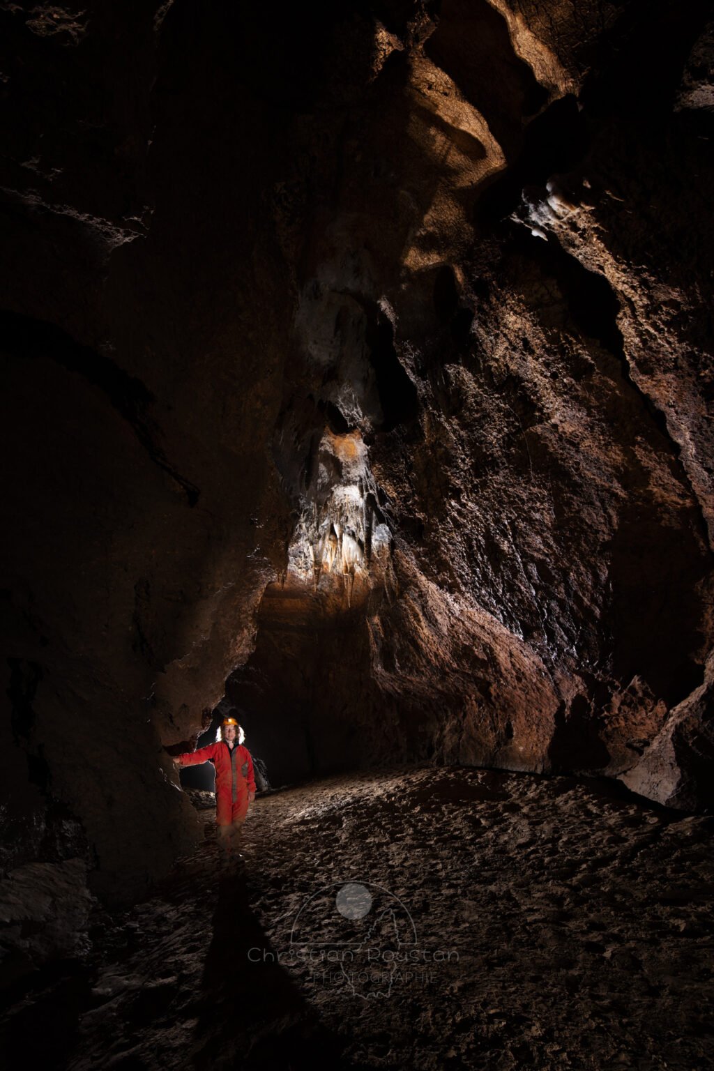 Grande galerie. (Grotte du Barrage, Gard)