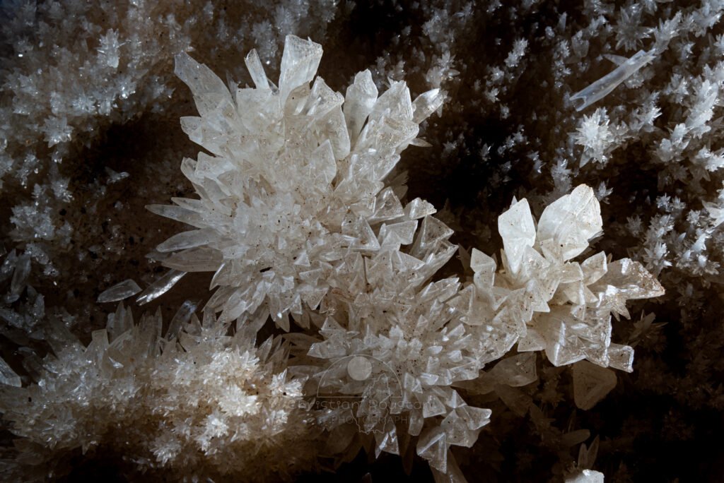 Cristaux de calcite (Spéléo Ardèche)