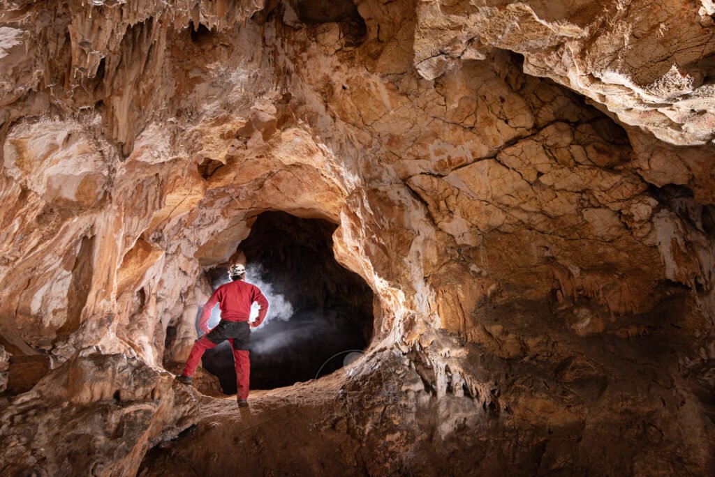Galerie d'entrée (Grotte de la Pascaloune, Ardèche)