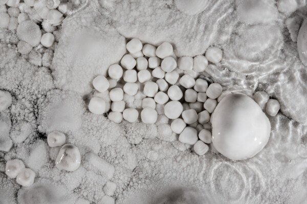 Nid de perles blanches (Réseau des perles, Sud France, Pisolithes)