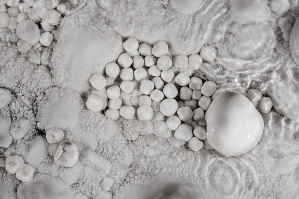 Nid de perles blanches (Réseau des perles, Sud France, Pisolithes)