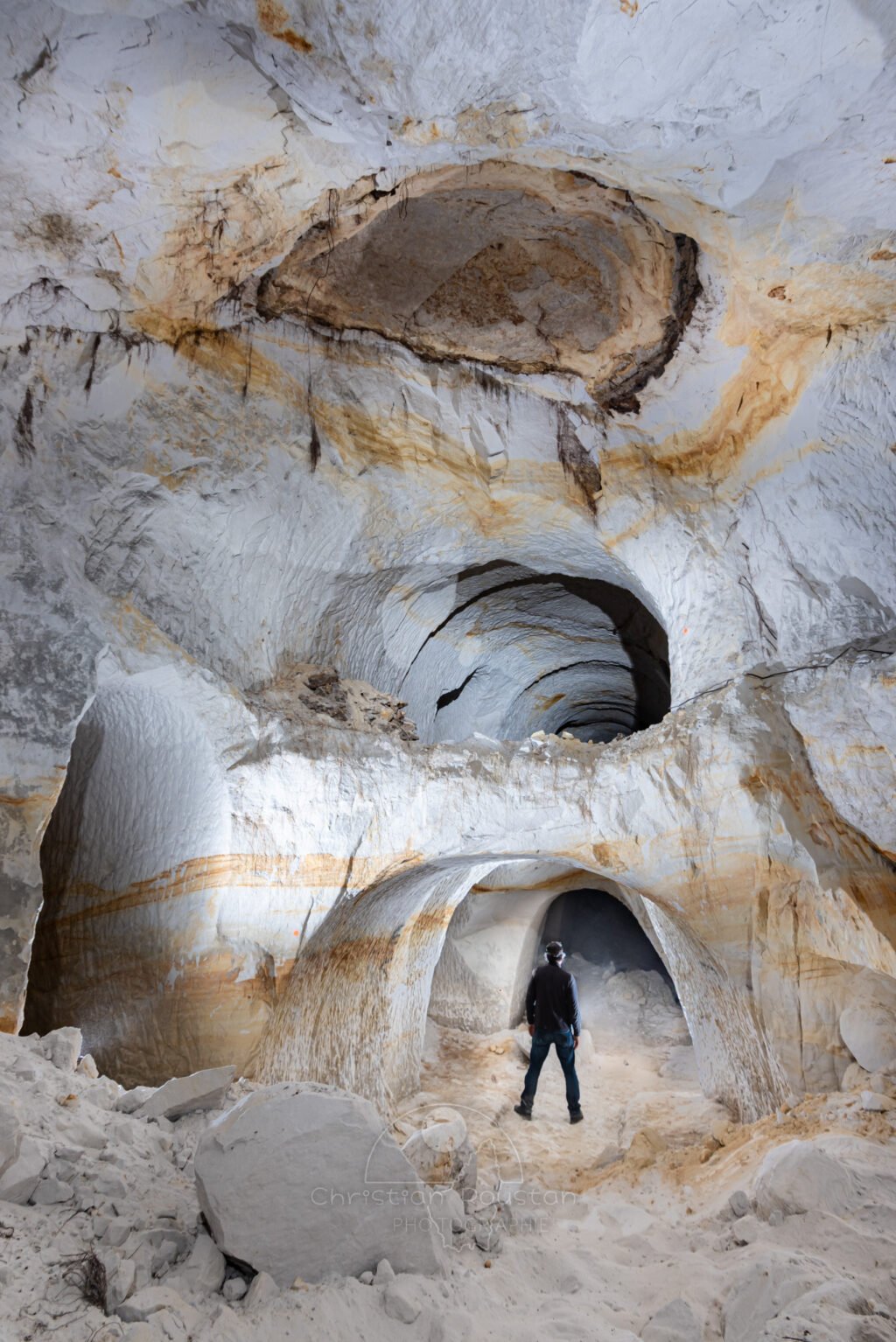 Zone chaotique (Carrière de sable blanc, Piolenc, Vaucluse)