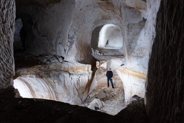 Étage effondré (Carrière de sable blanc, Piolenc, Vaucluse)